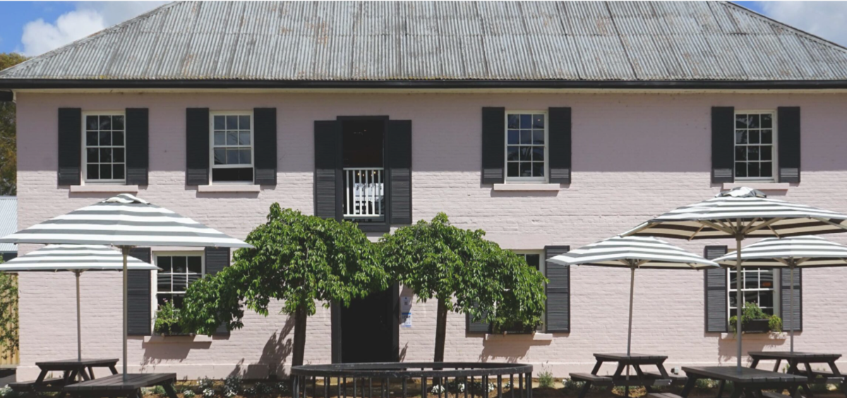 Briars Inn at Briars Country Lodge - Logo