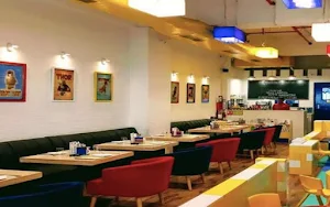 Bricks Cafe - Logo