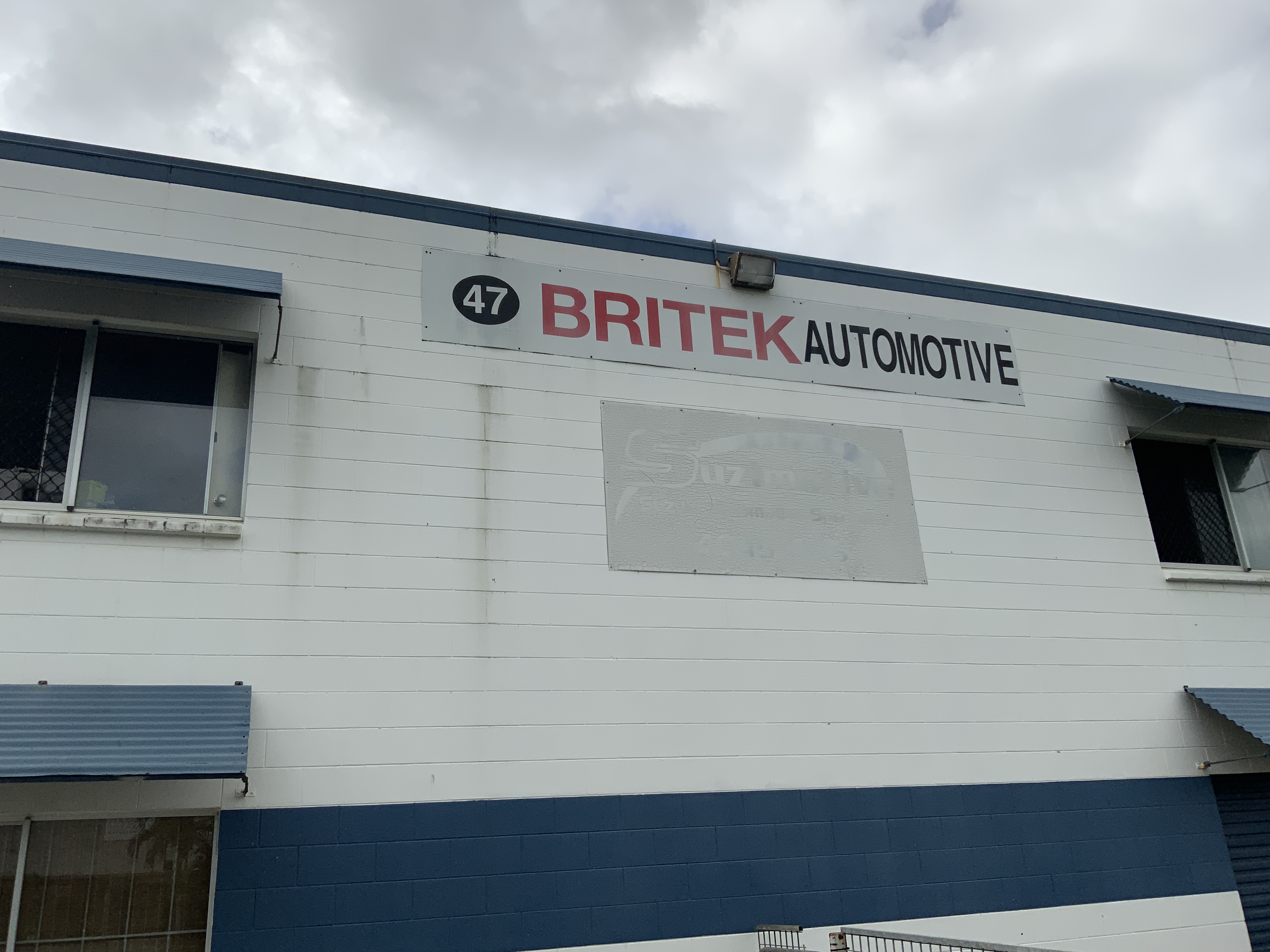 Britek Automotive - Logo