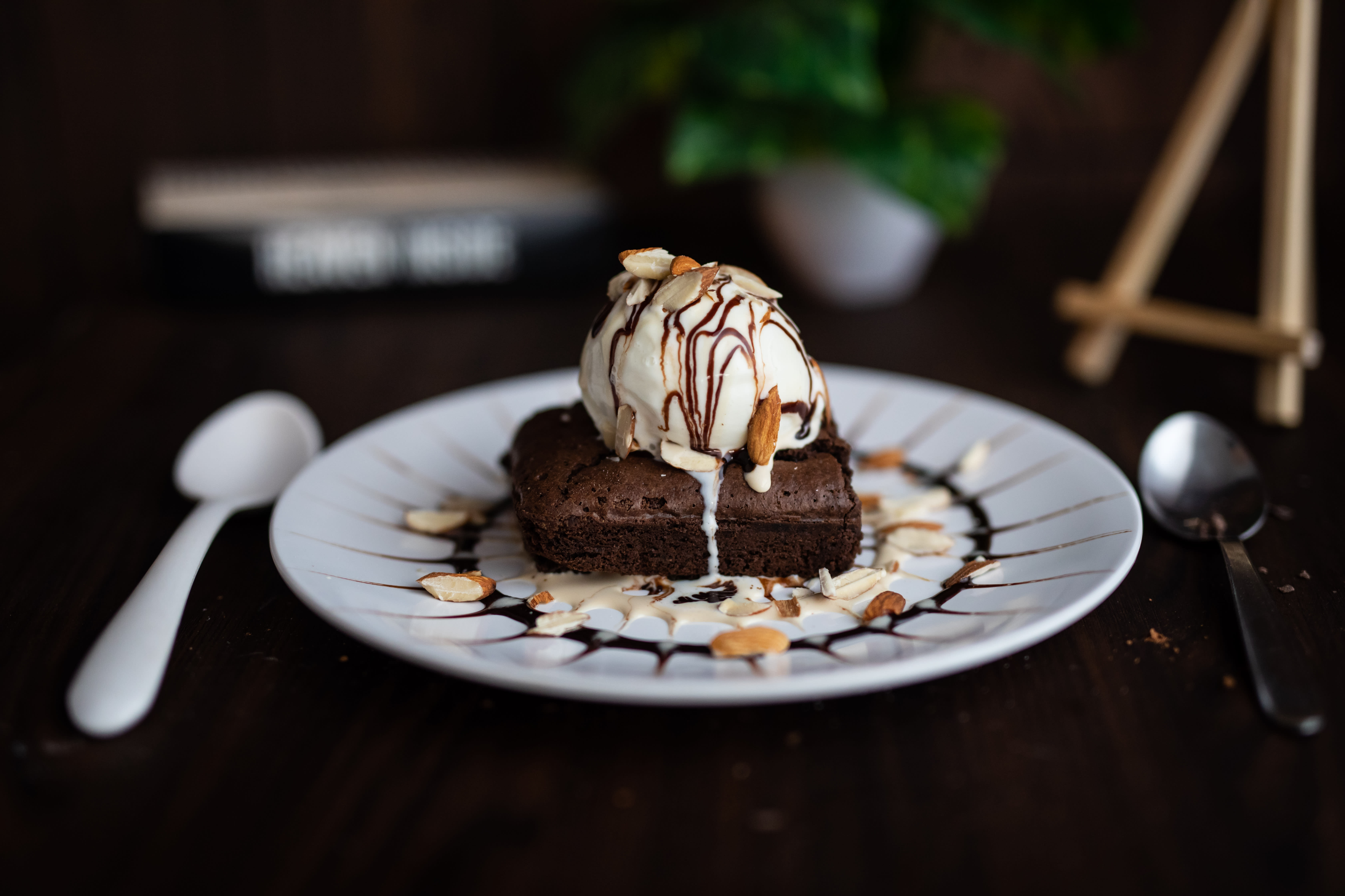 Brownie Heaven - Logo