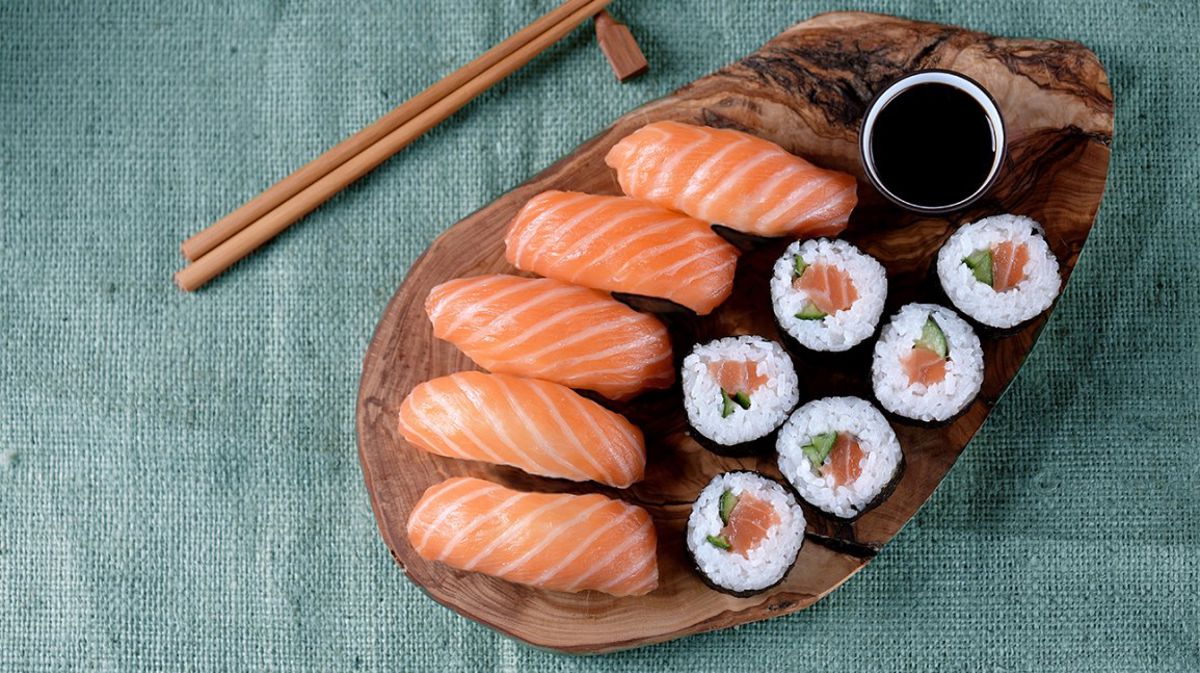 Brown Rice Sushi - Logo