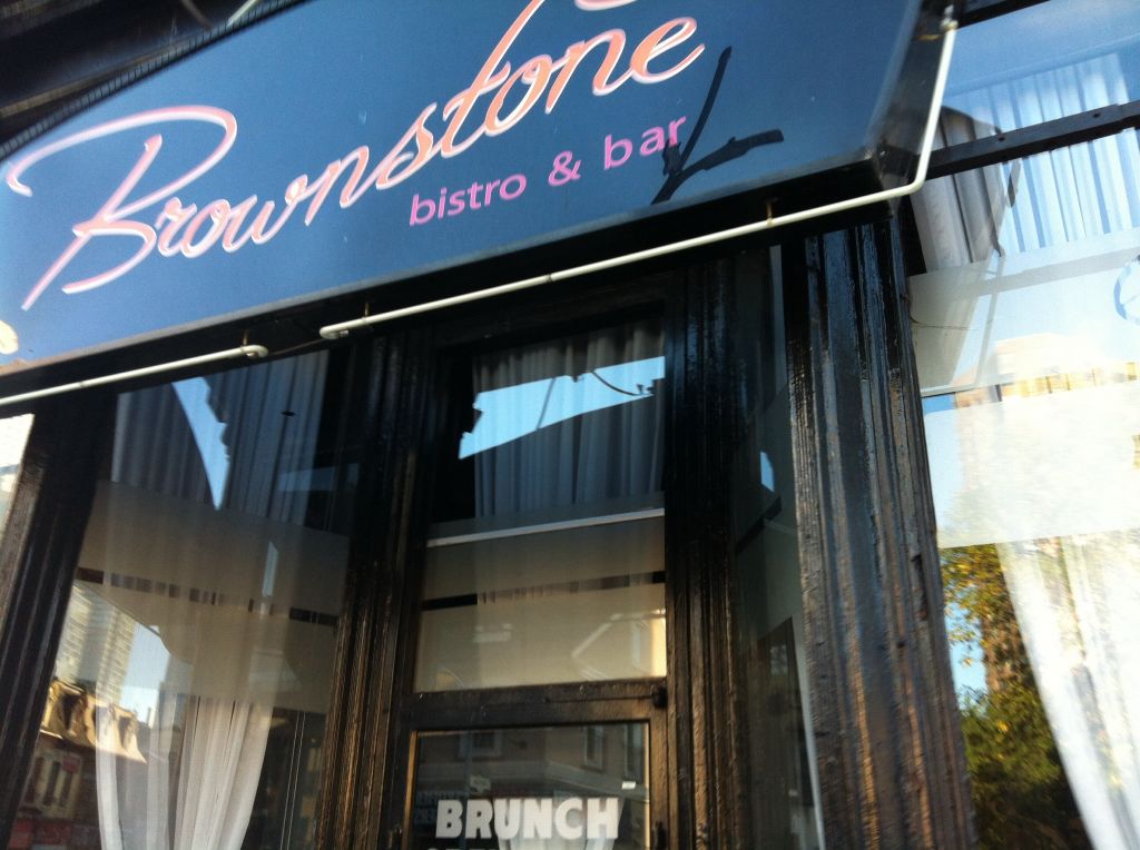 Brownstone Bistro - Logo