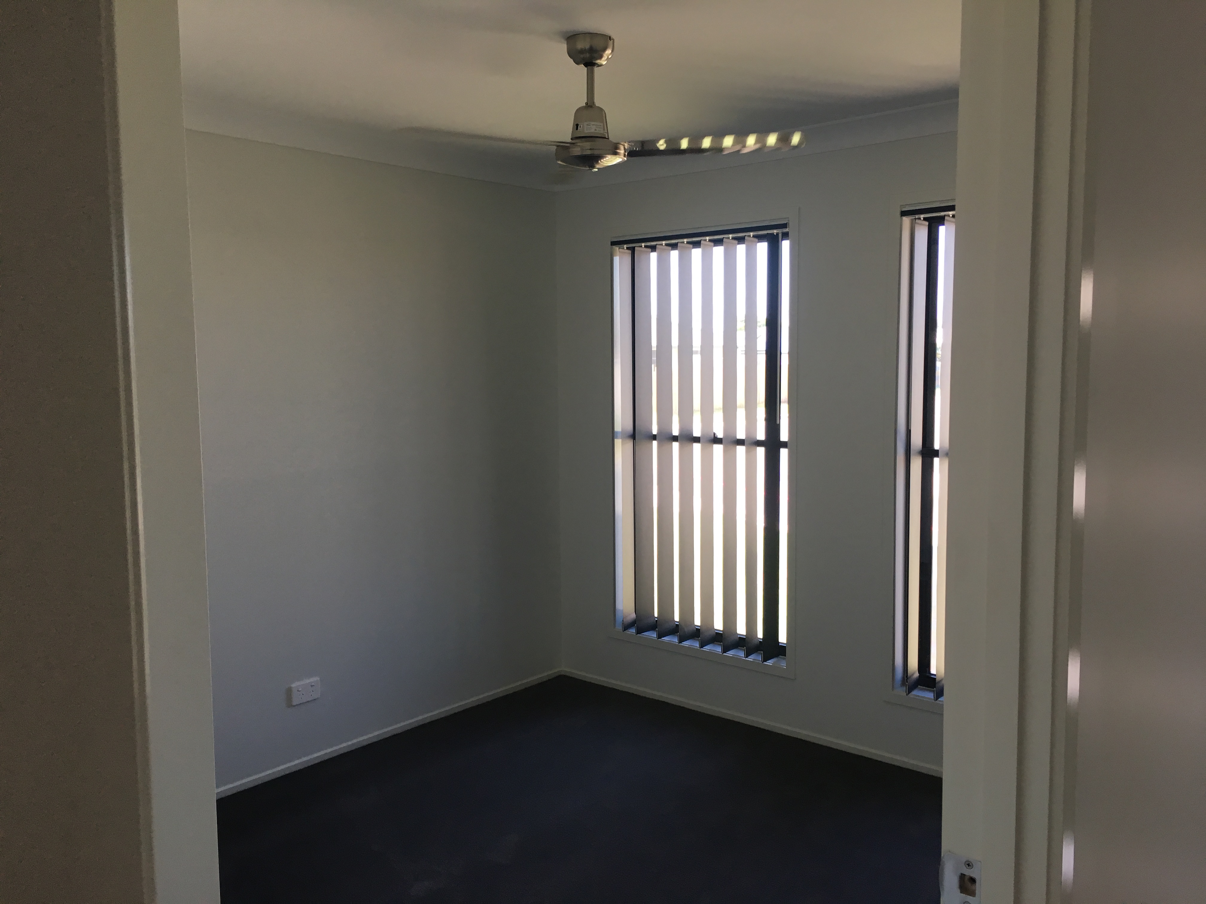 Brush Brothers Qld - Logo