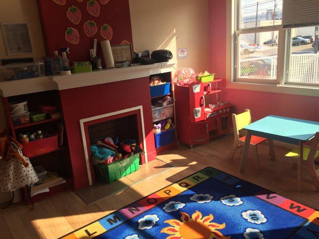 Bumble Bee Child Care Centre - Logo