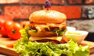 Burger Queen - Logo