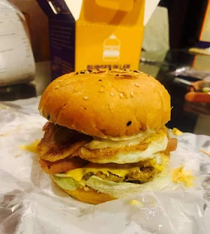 Burger In Law - Logo