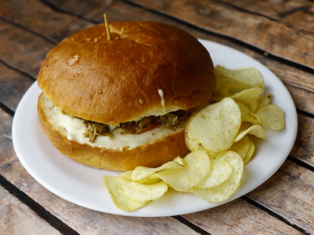 Burger Dealzz - Logo