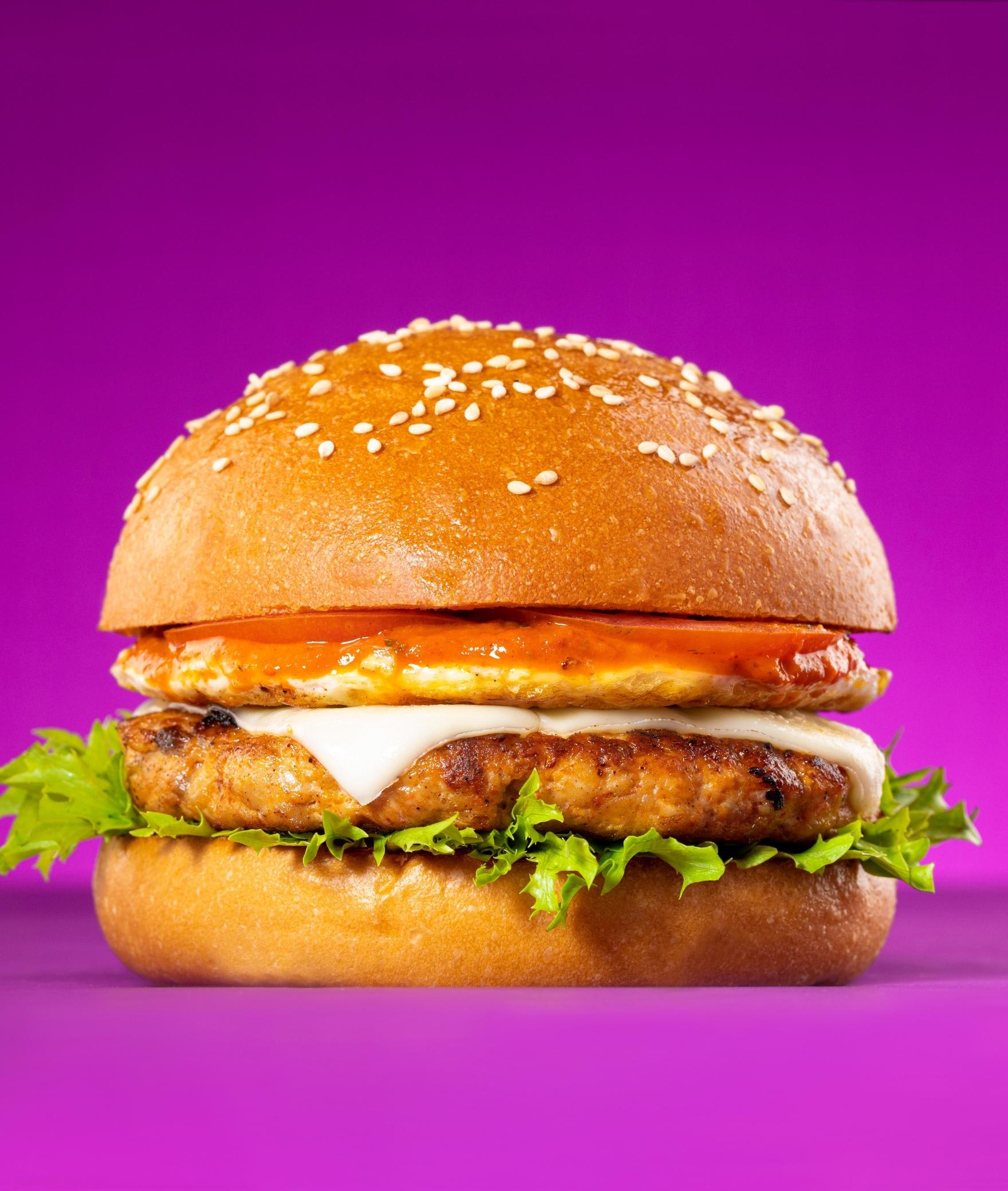 Burgers n' Shakers - Logo