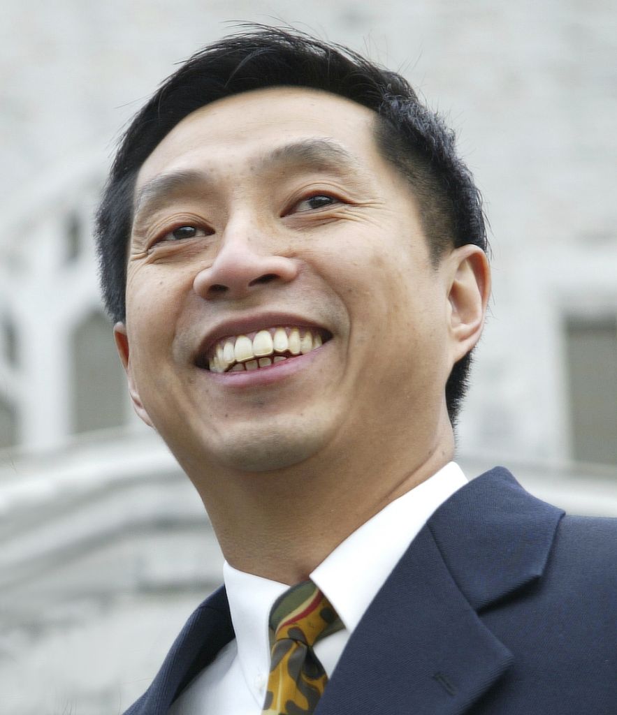 Burnaby Realtor - Eddie Yan - Logo
