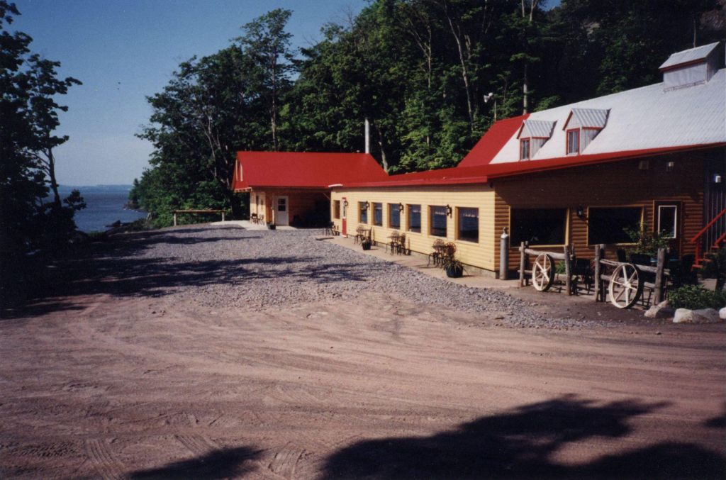 Cabane A Sucre La Sucrerie Blouin - Cover photo