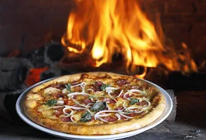 Caesar'S Pizzeria - Logo