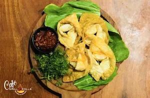Cafe Grill O Rolls - Logo