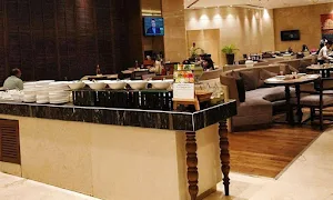 Cafe Pride - Pride Plaza Hotel - Logo