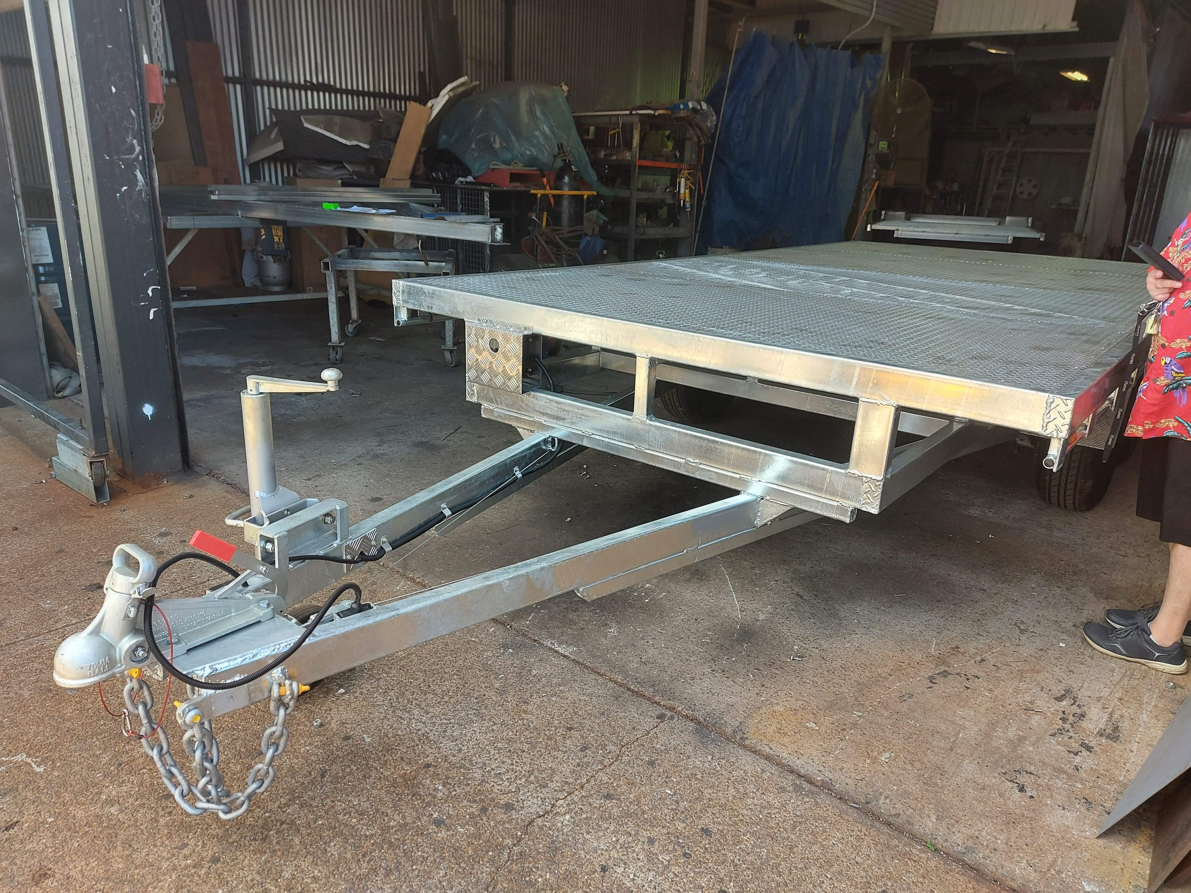 Cairns Trailers & Truck Bodies - Logo