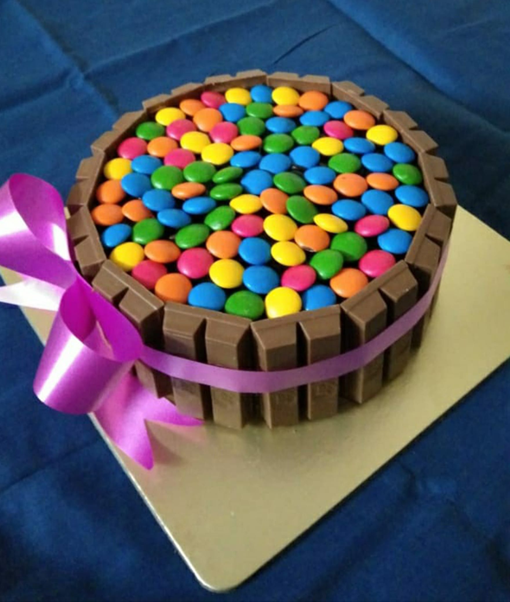 CAKE EGGLESS - LIVE CAKE - Logo