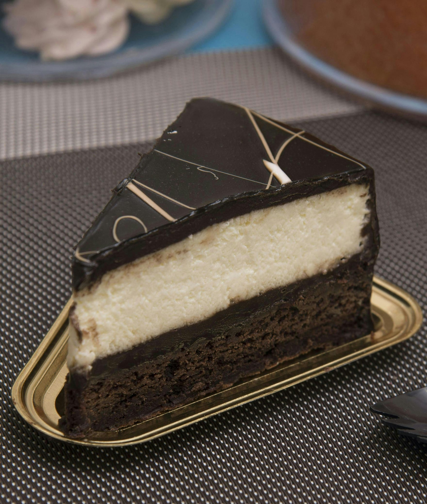 Cake Make The Pastry World - Logo