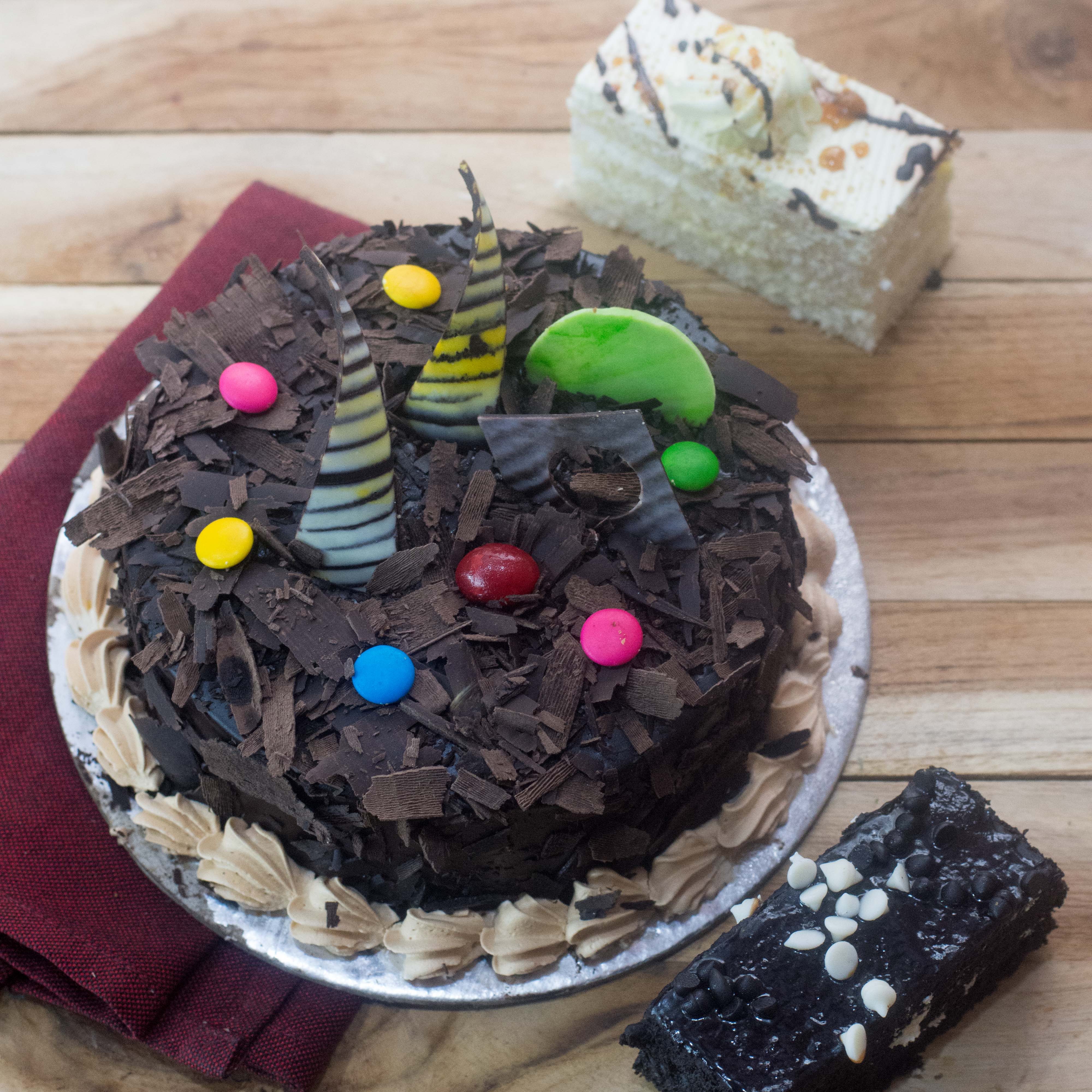 Cake Room - Logo