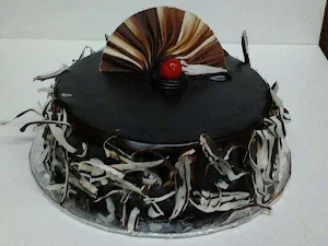 Cakes & Rolls - Logo