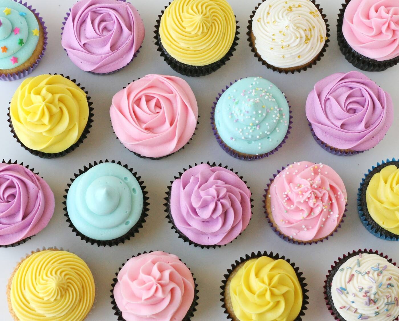 Cakes by Renee - Logo