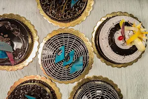 Cakes & Bytes - Logo