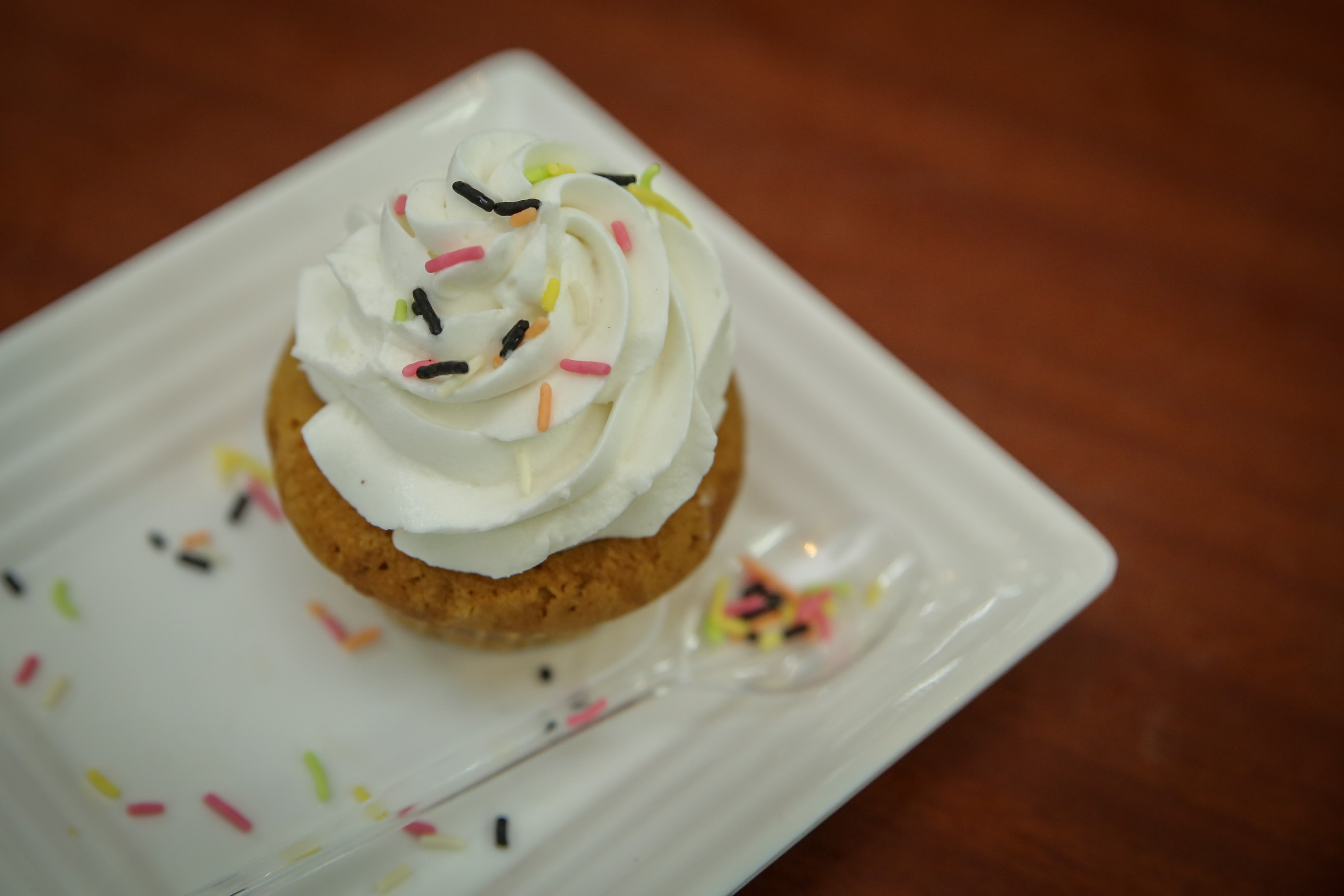 CAKE SHOWROOM - Logo