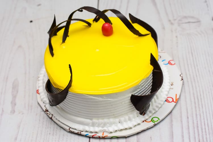 CAKES 'N' CREAM - Logo
