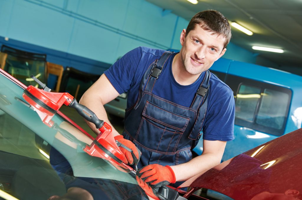 Calgary Windshield Replacement - Logo