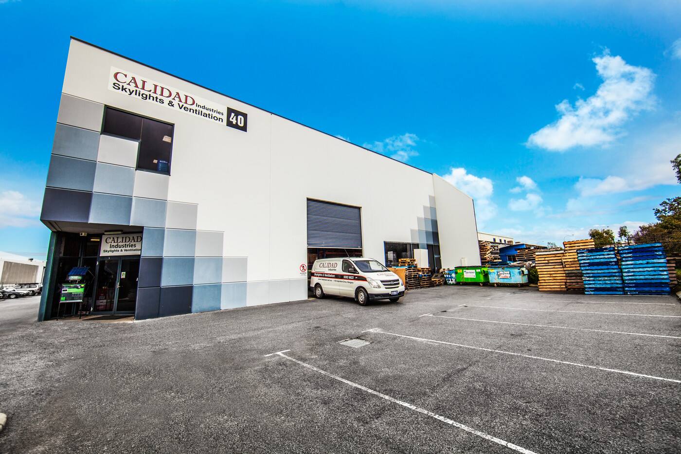 Calidad Industries - Logo