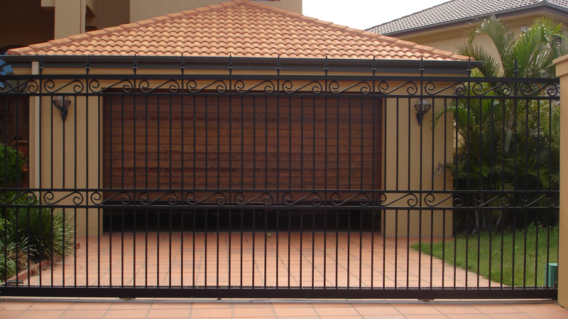 Caloundra Lace & Gates - Logo