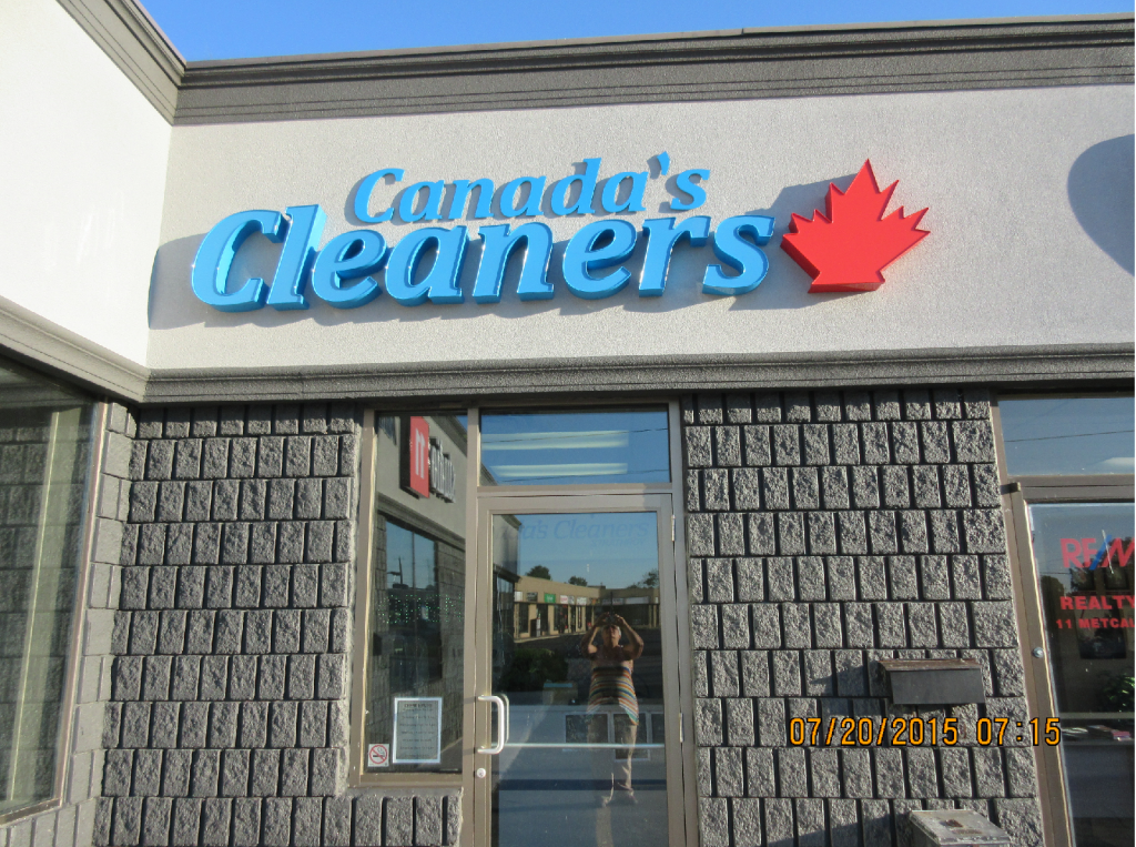 Canada&s;s Cleaners - Logo