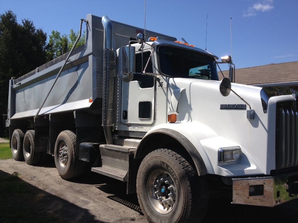 Capital Truck Sales - Logo