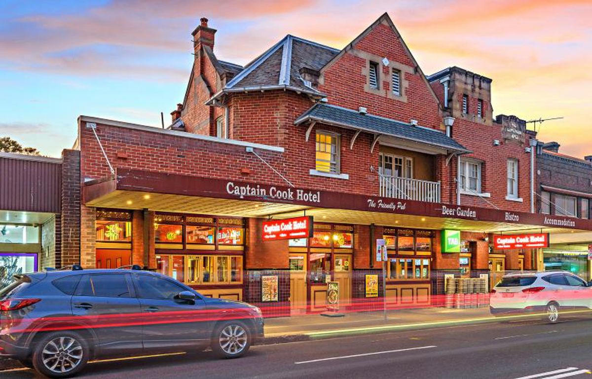 Captain Cook Hotel - Logo
