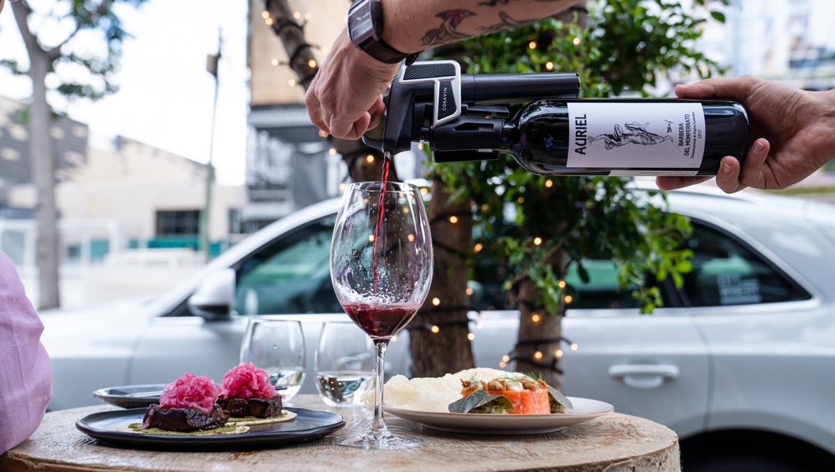 Carl's Neighbourhood Bistro and Wine Bar - Logo