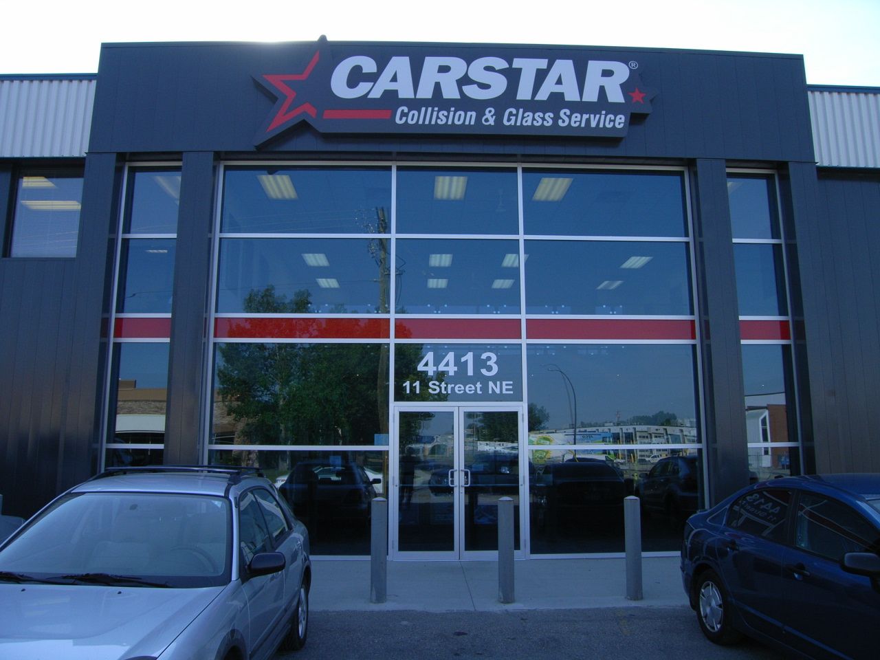 Carstar Calgary McKnight - Logo