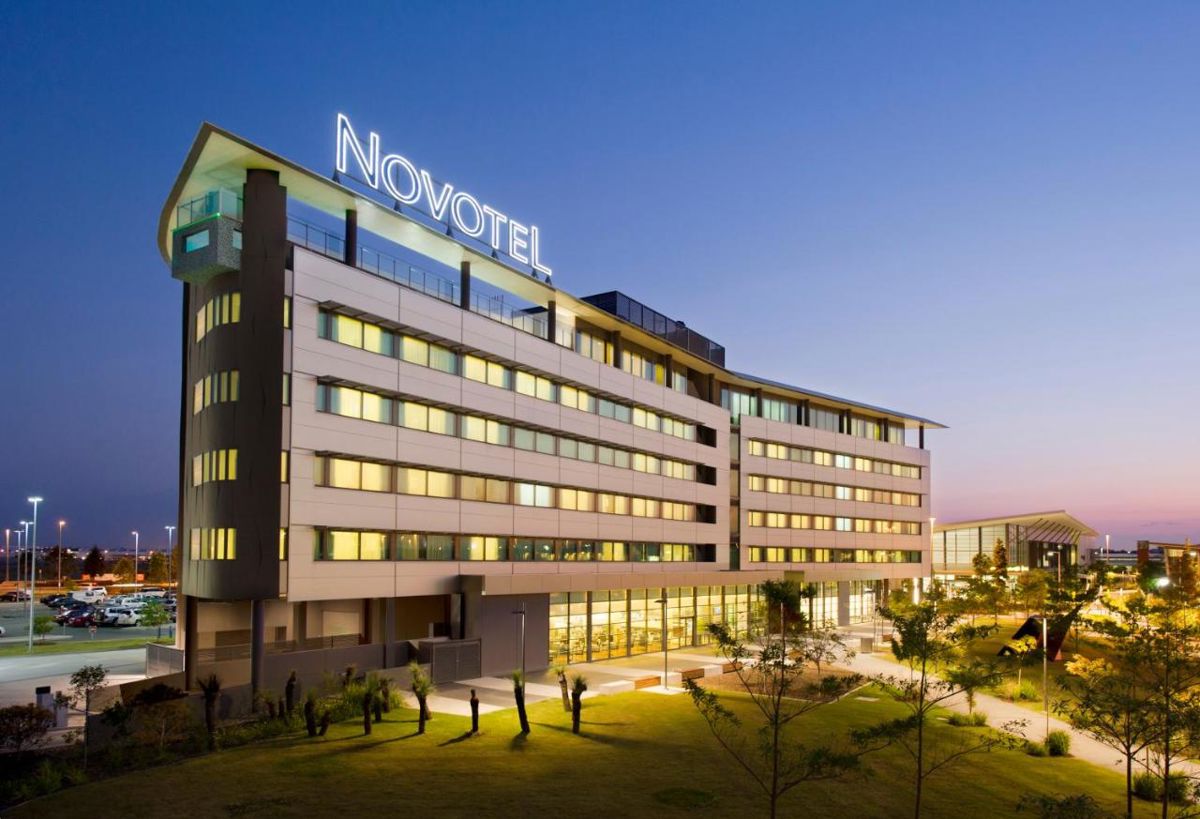 Catalina @ Novotel Brisbane Airport - Logo