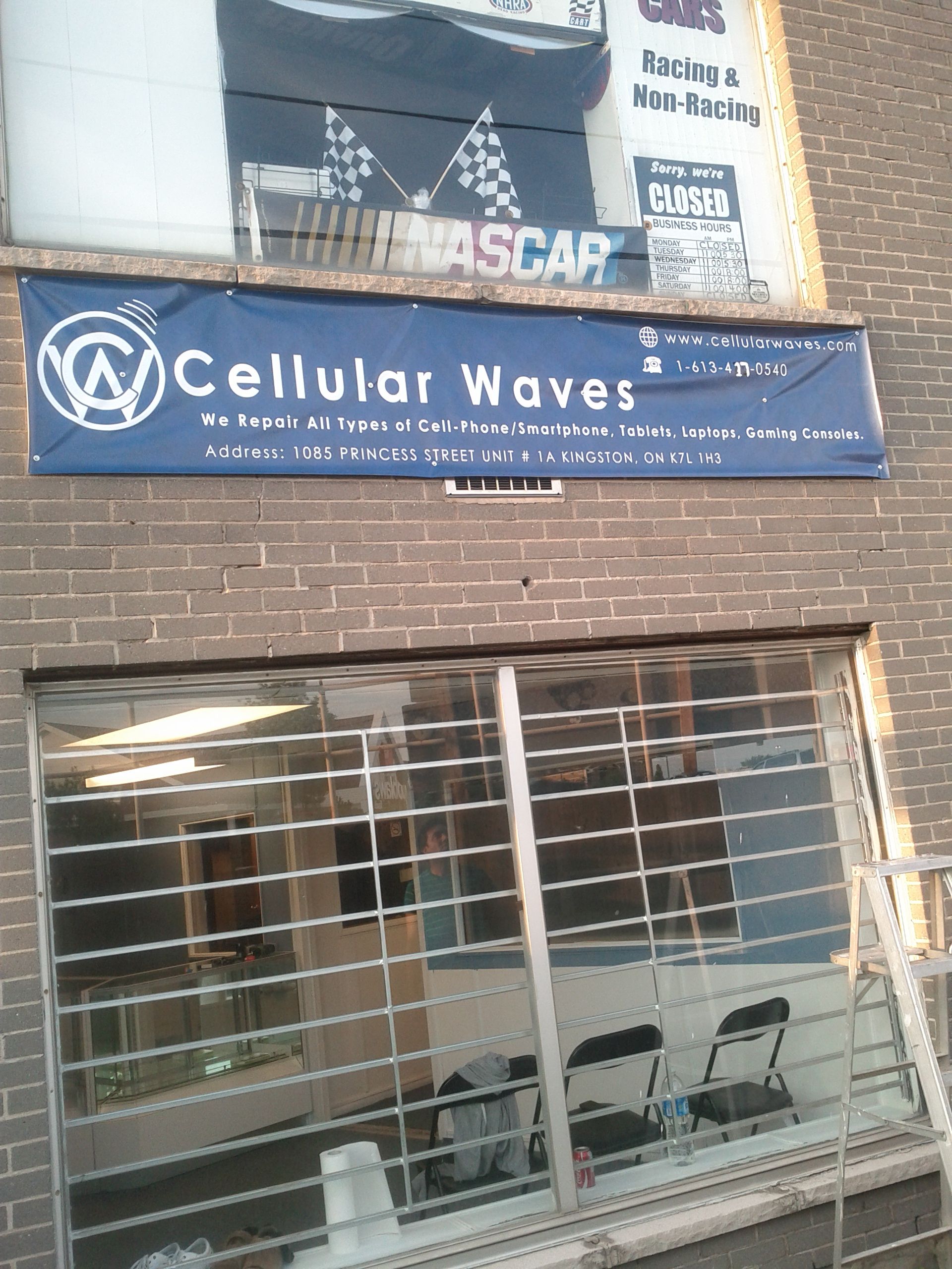CELLULAR WAVES - Logo
