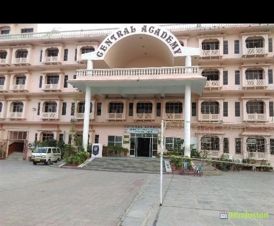 Central Academy - Logo