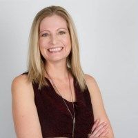 Century 21 Vantage Realty Ltd - Tanya Newgard - Logo