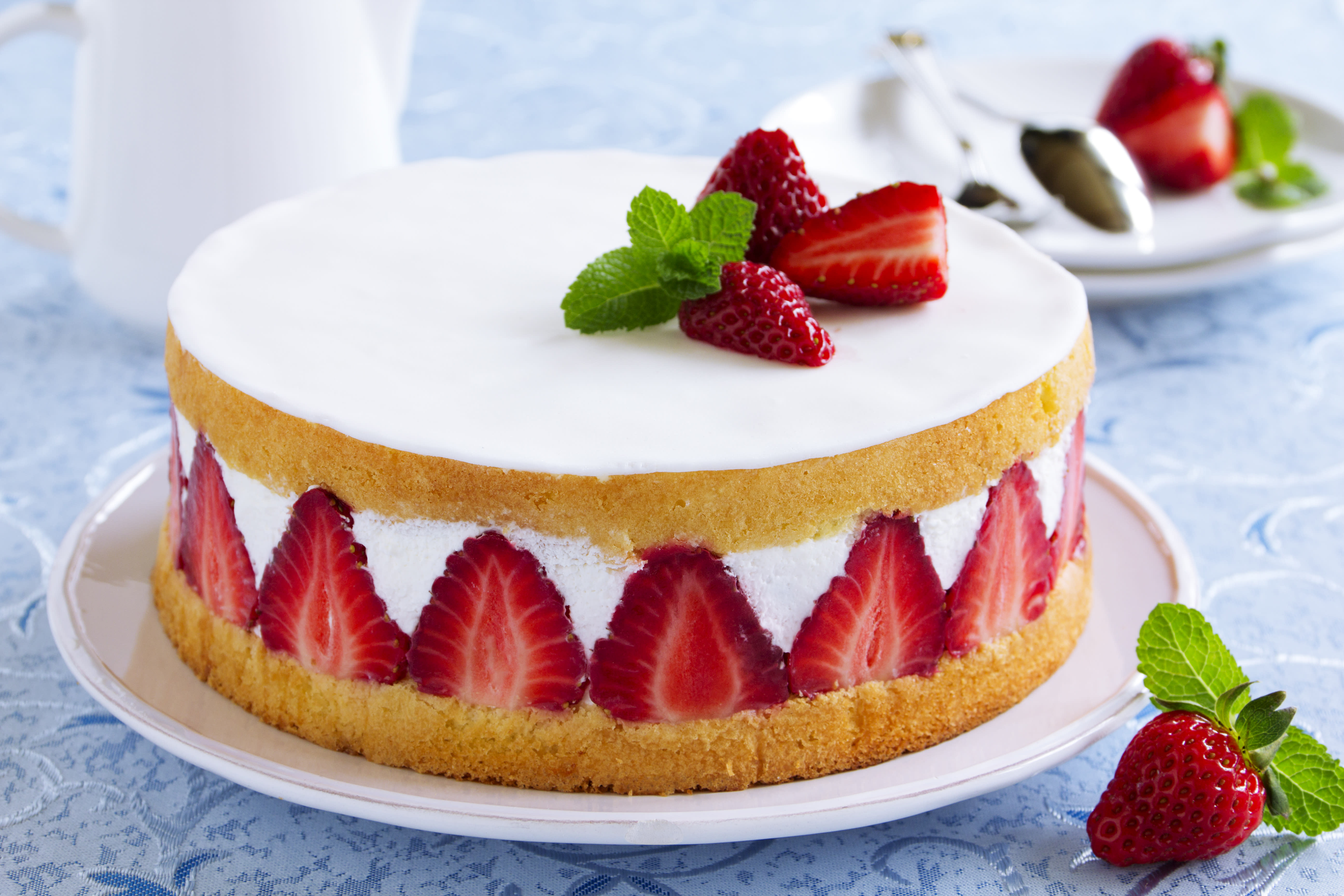 CFC Cakes And Bakers - Logo