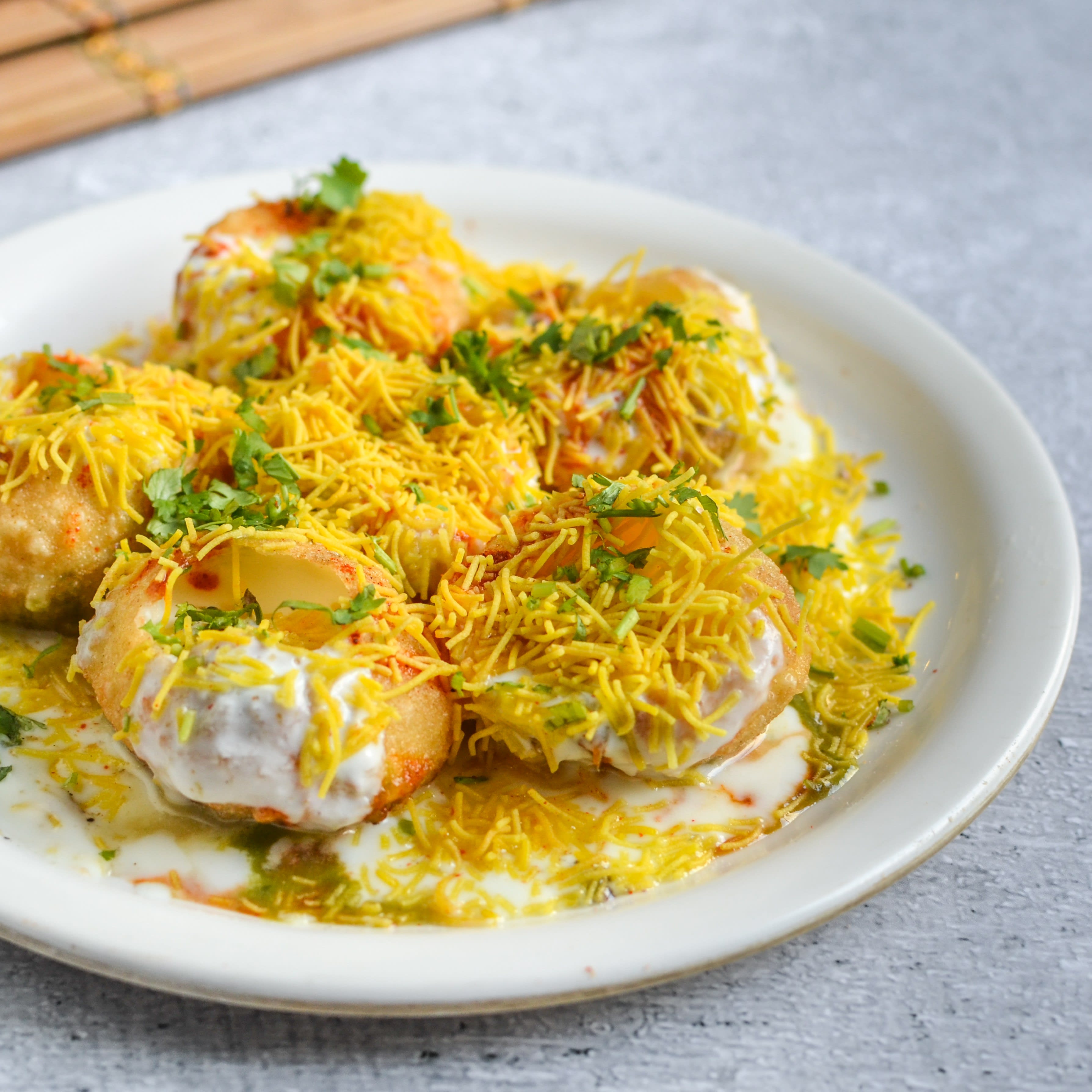 Chaat Paavlian - Logo