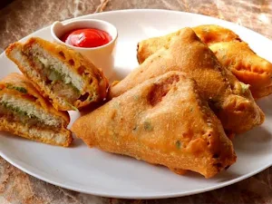 Chaat Pakore Paaji - Logo