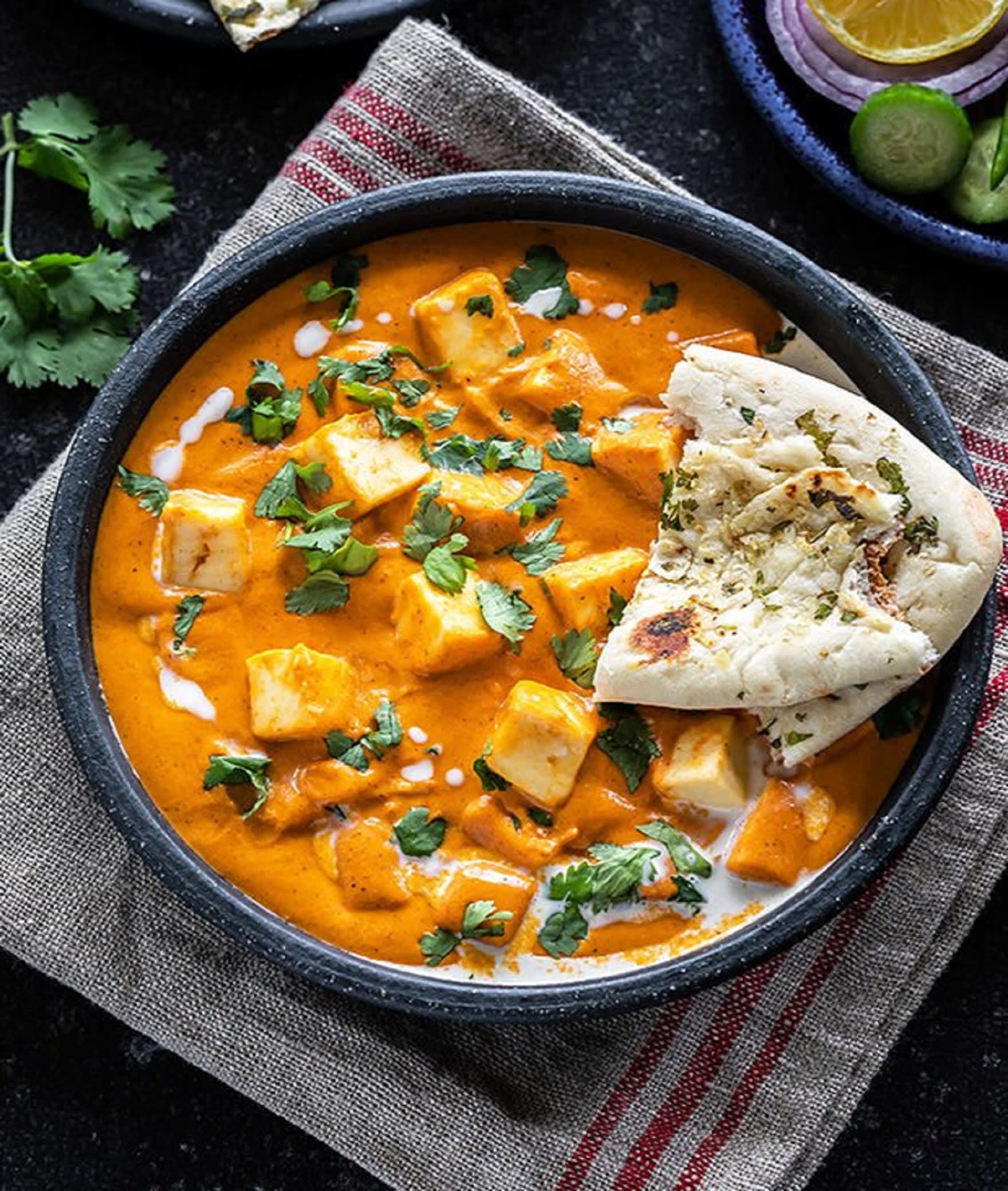 CHACHA DA CHICKEN CORNER - Logo