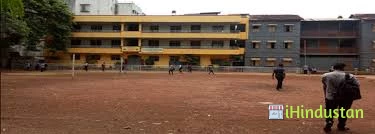 Chaitanya English Medium School - Logo