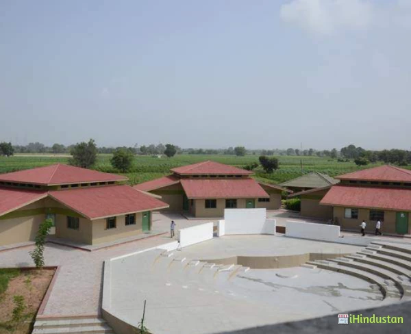 Chaitanya School - Logo