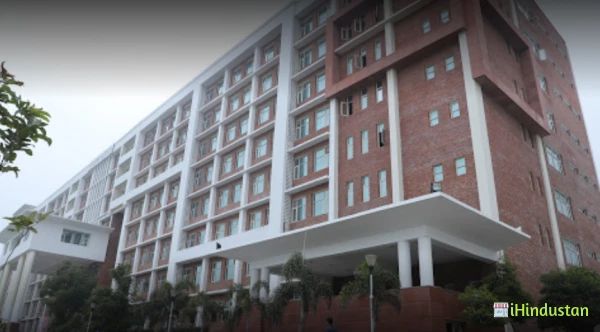 Chandigarh University - Logo