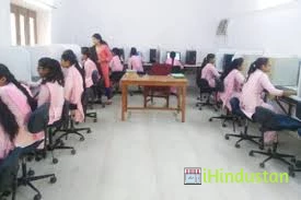 Chandrakanti Ramawati Devi Arya Mahila PG College - Logo