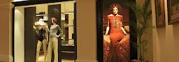 Chanel New Delhi - Logo