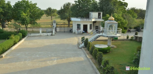 Ch. Badan Singh B.Ed. College - Logo