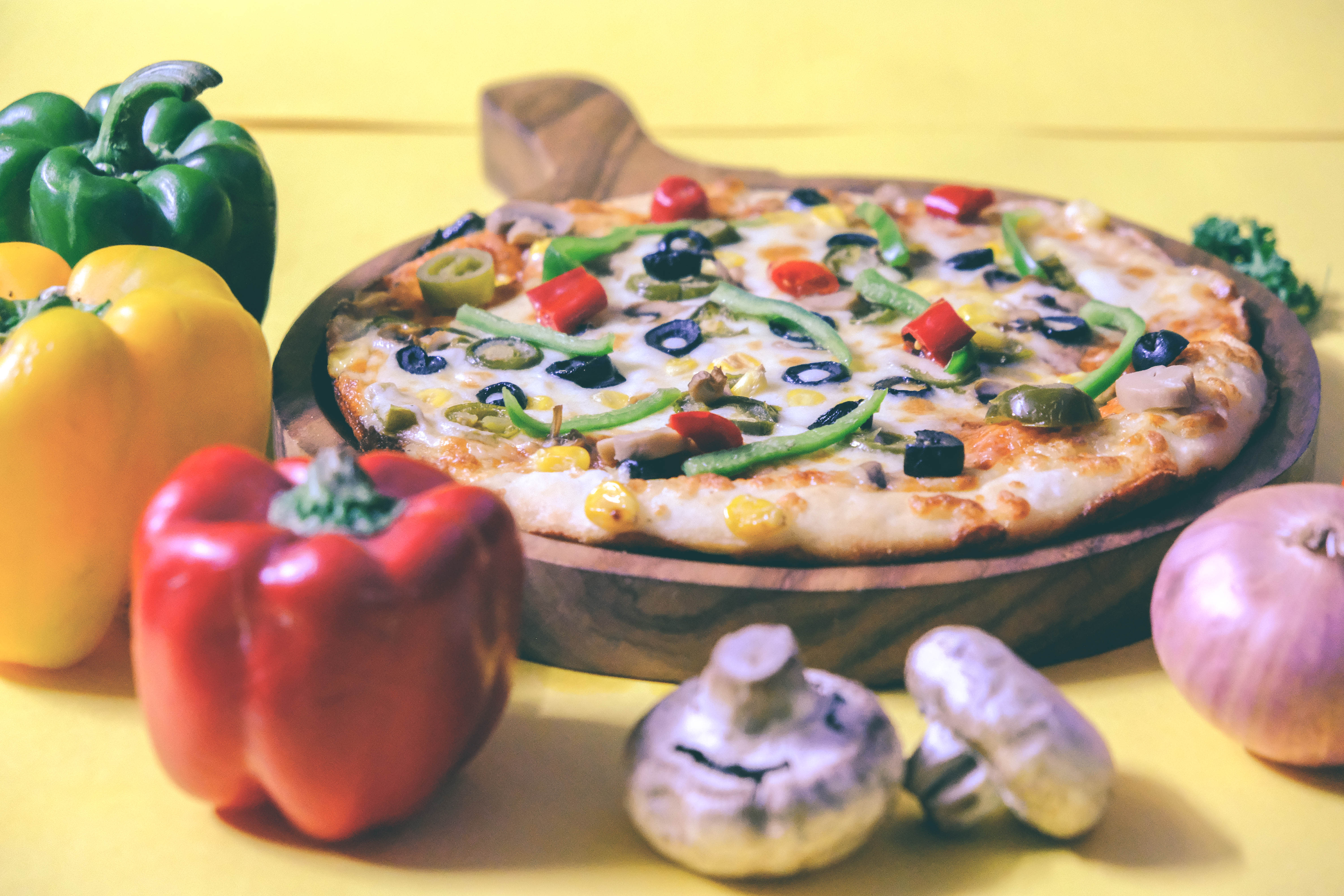 Cheesiest Pizzas - Logo