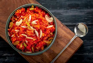 Chick Zone Mallus Restaurant - Logo